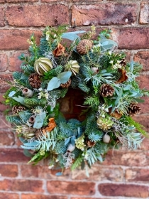 FESTIVE WREATH   Lemon Breeze