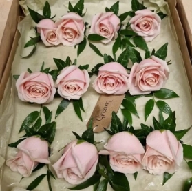 Simple Rose Buttonhole